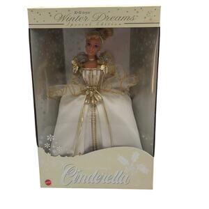 Winter Dreams Cinderella Barbie Doll Disney Holiday Christmas NRFB Vintage 1997